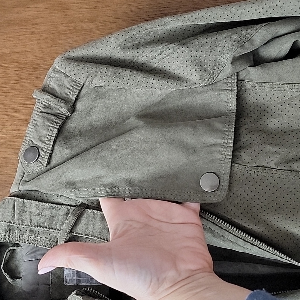 Inked & Faded Utility Jacket. Like new condition - Picture 13 of 14